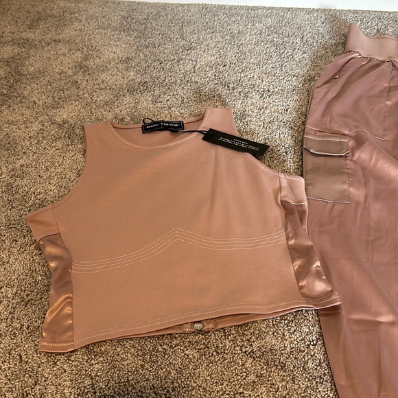 Maniere De Voir NWT satin joggers + cropped tank set! - Picture 2 of 4
